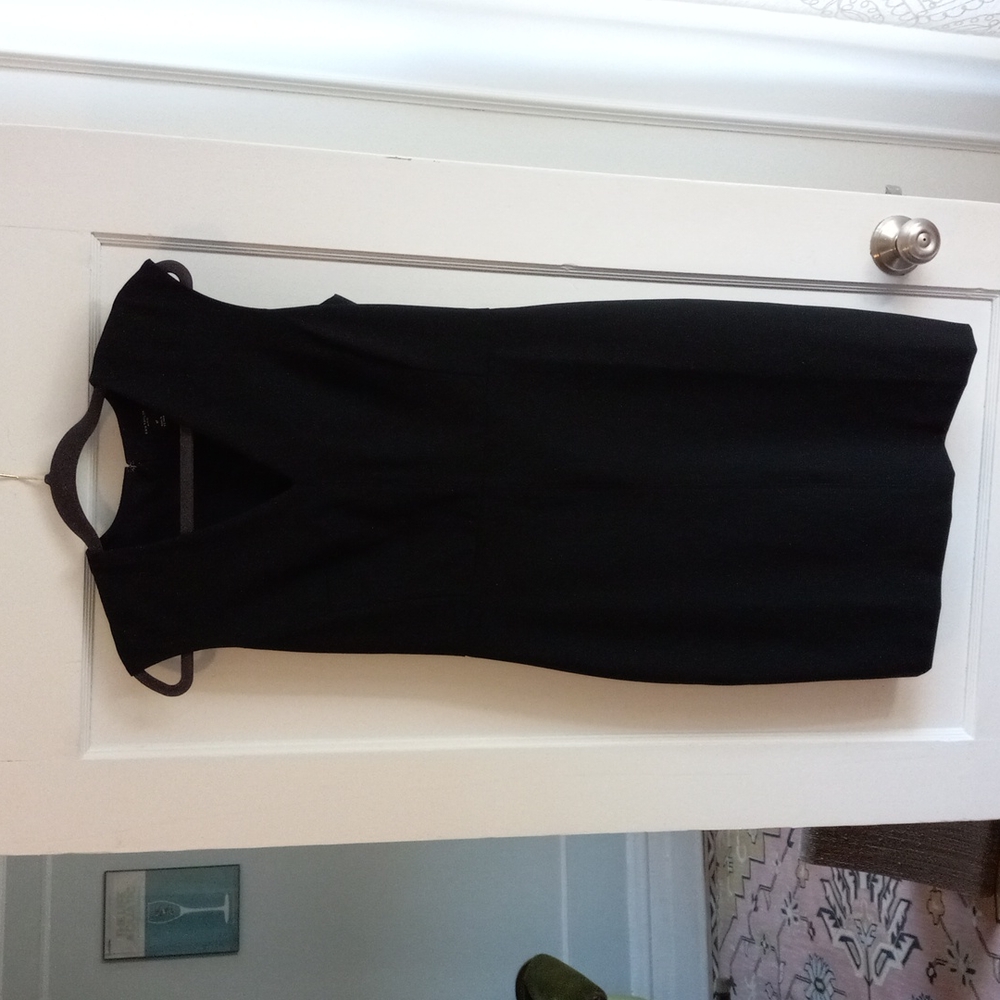 Ann Taylor Sleeveless Sheath Dress